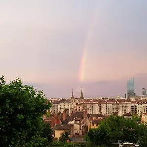 Le Jardin Suspendu Vieux-lyon - Option Garage Apartamento